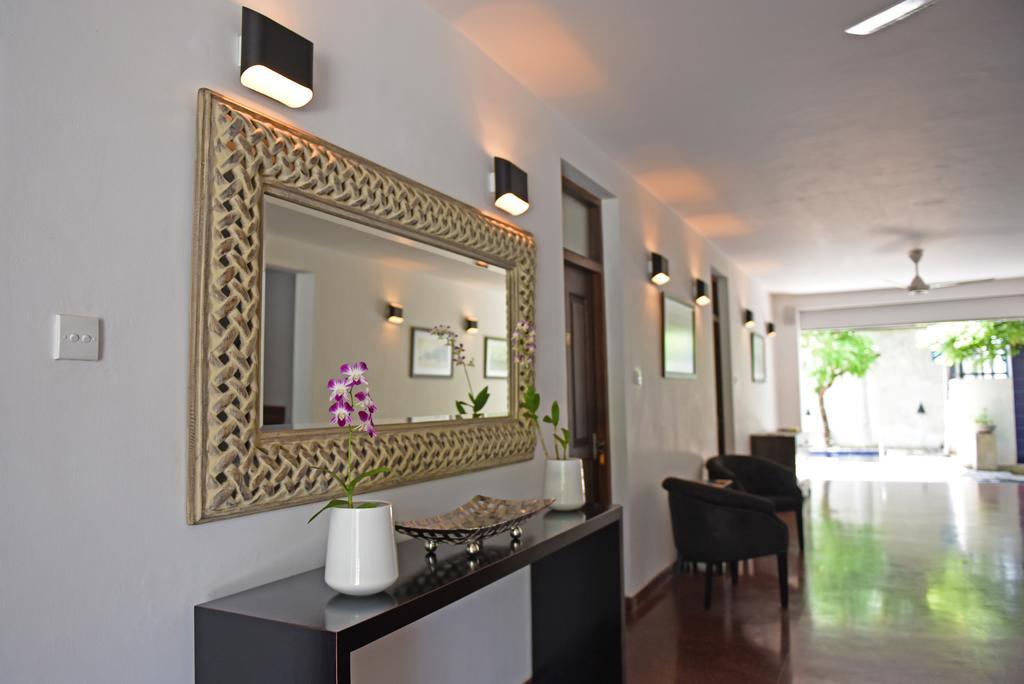 The Villa In Lavinia Dehiwala-Mount Lavinia Екстериор снимка