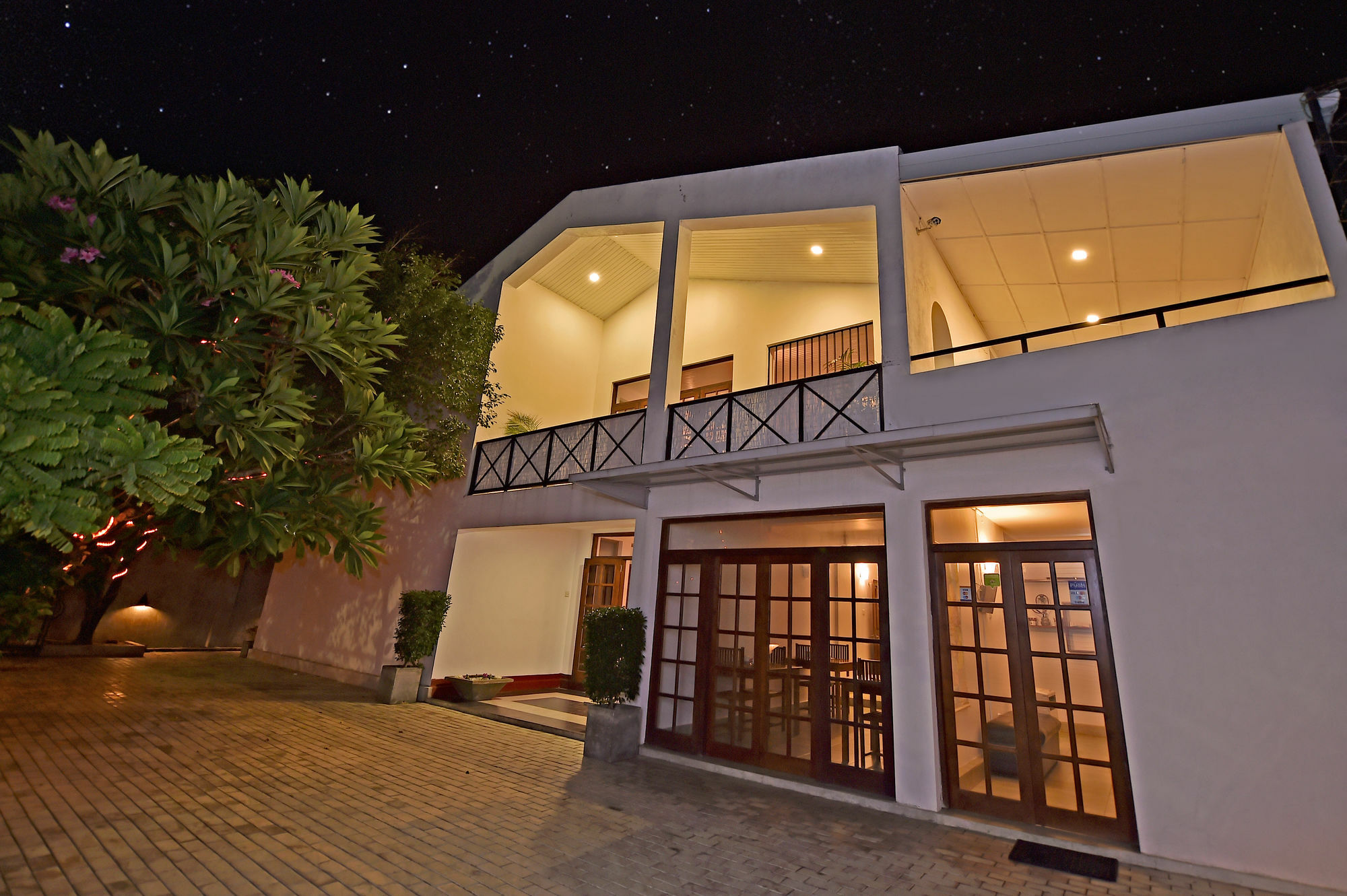 The Villa In Lavinia Dehiwala-Mount Lavinia Екстериор снимка