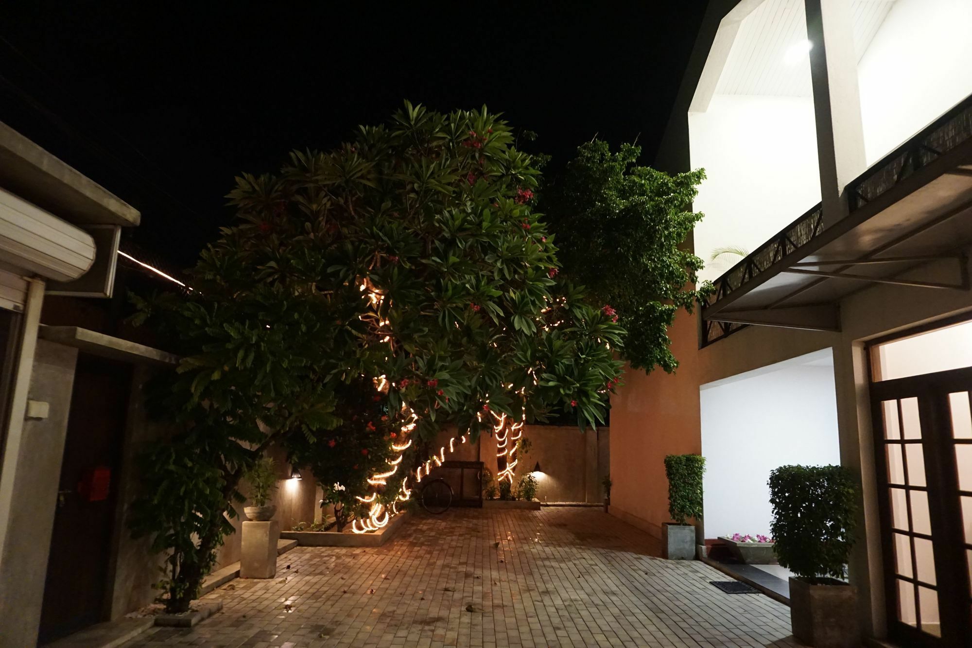 The Villa In Lavinia Dehiwala-Mount Lavinia Екстериор снимка